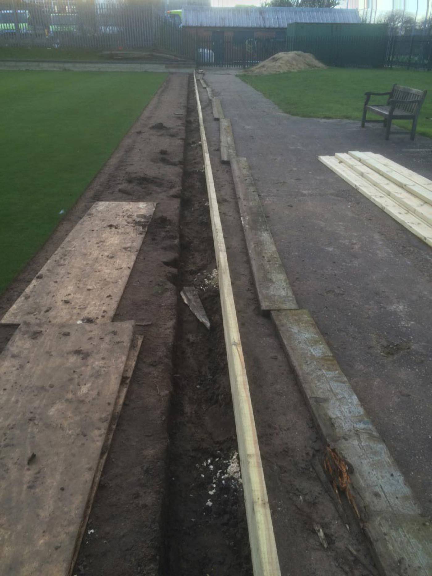 Gainsborough Bowling Green Timber Edge Replacement