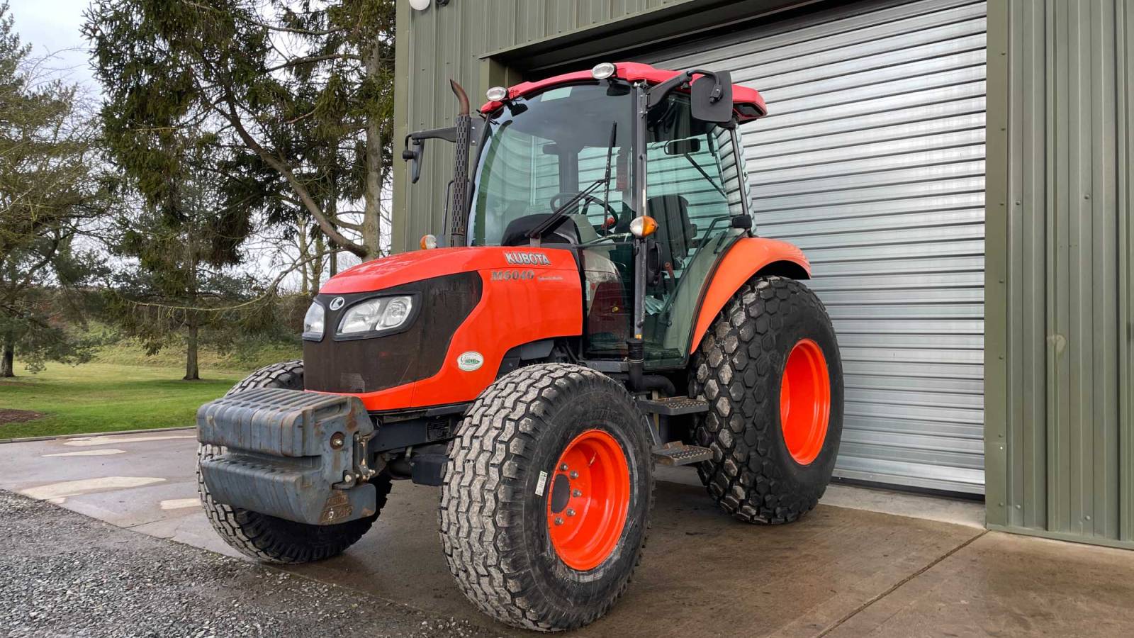 Kubota M6040 Tractor For Sale | Fineturf